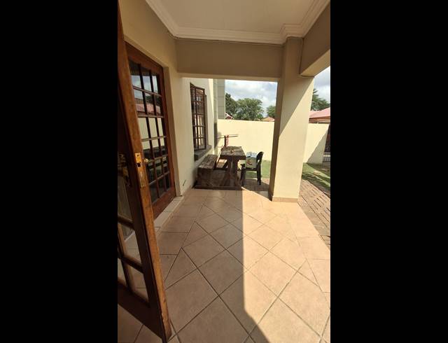 2 BEDROOM APARTMENT FOR SALE IN HEATHERVIEW